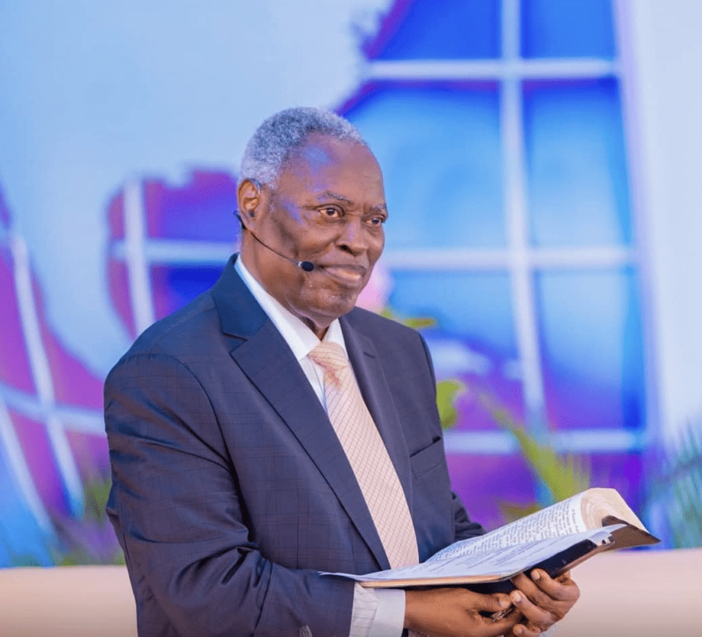 Pastor Kumuyi Biography